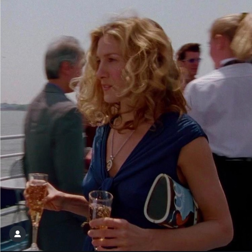 Carrie Bradshaw’s Magazine Clutch from Sex and the City 1970s Parisian Vintage